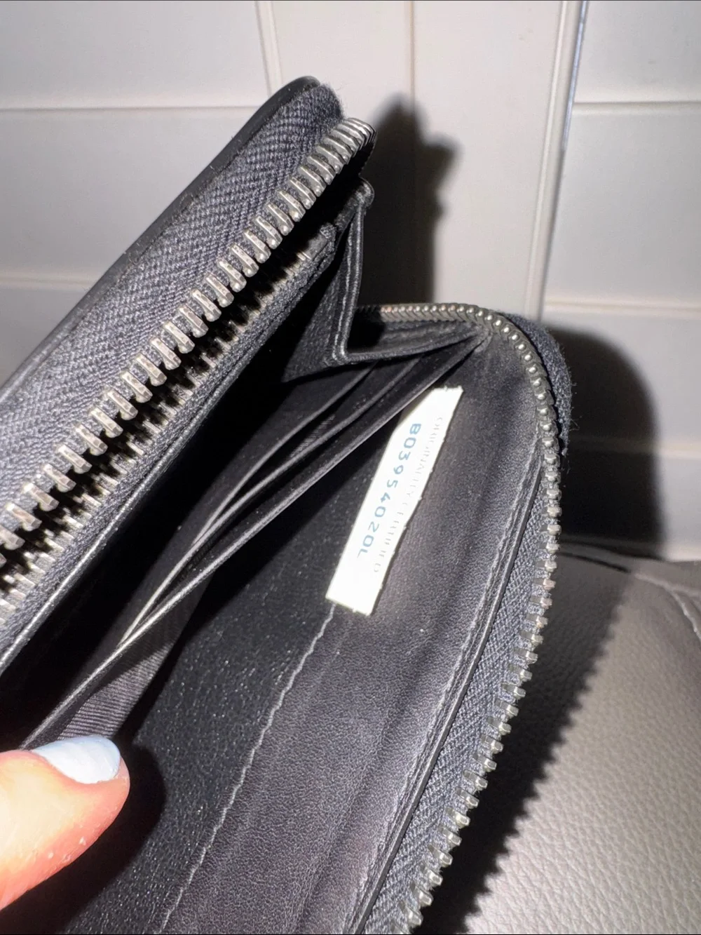 Bottega Veneta Black Woven Leather Zip Wallet EUC w/ COA ✨Full Inclusion❣️